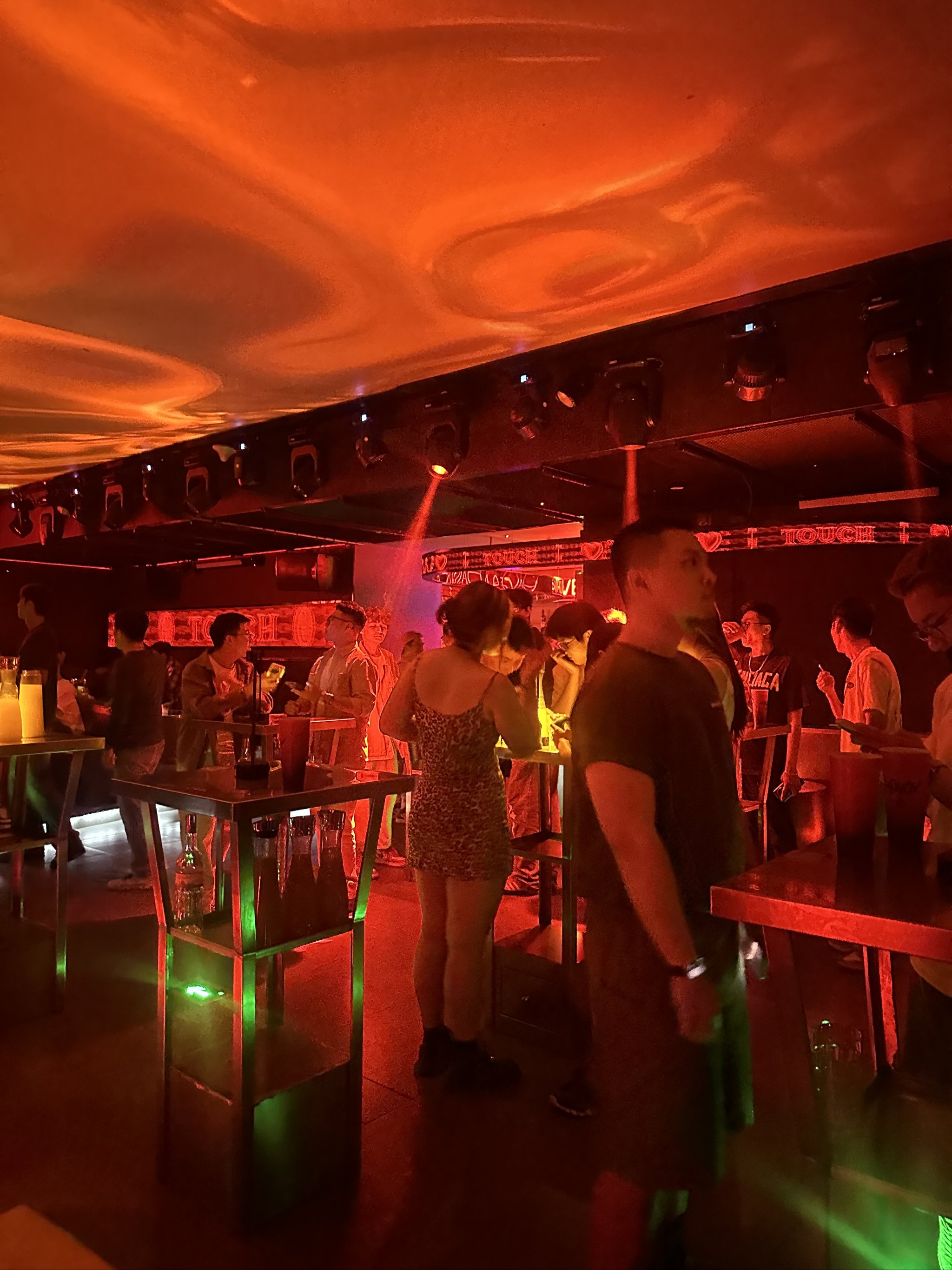 来宾商务ktv消费攻略揭秘-象州县ktv预定